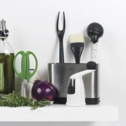 Basting Brush | OXO Good Grips Silicone Brushes -OXO Sale Store 1071061 5 oxogoodgrips siliconebastingbrush