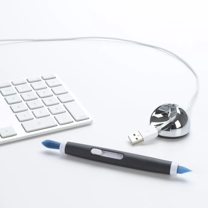 Electronics Cleaning Brush | OXO Good Grips 5 Electronics Cleaning Brush | OXO Good Grips - Image 5