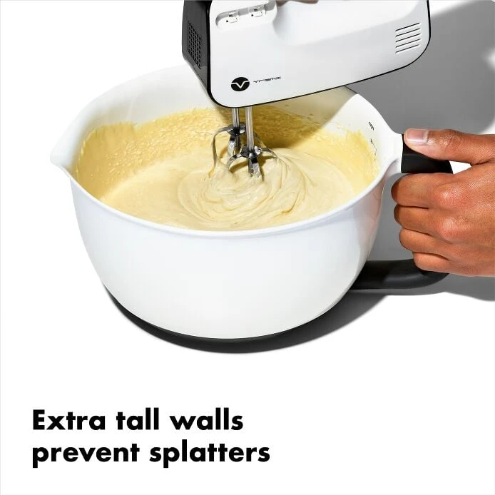 OXO Good Grips 4 QT./4 L. Batter Bowl With Lid 3 OXO Good Grips 4 QT./4 L. Batter Bowl With Lid - Image 3