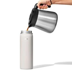 OXO Strive 40 Oz. Handled Water Bottle -OXO Sale Store str 11333500 insulatedhandle quartz 07 rgb